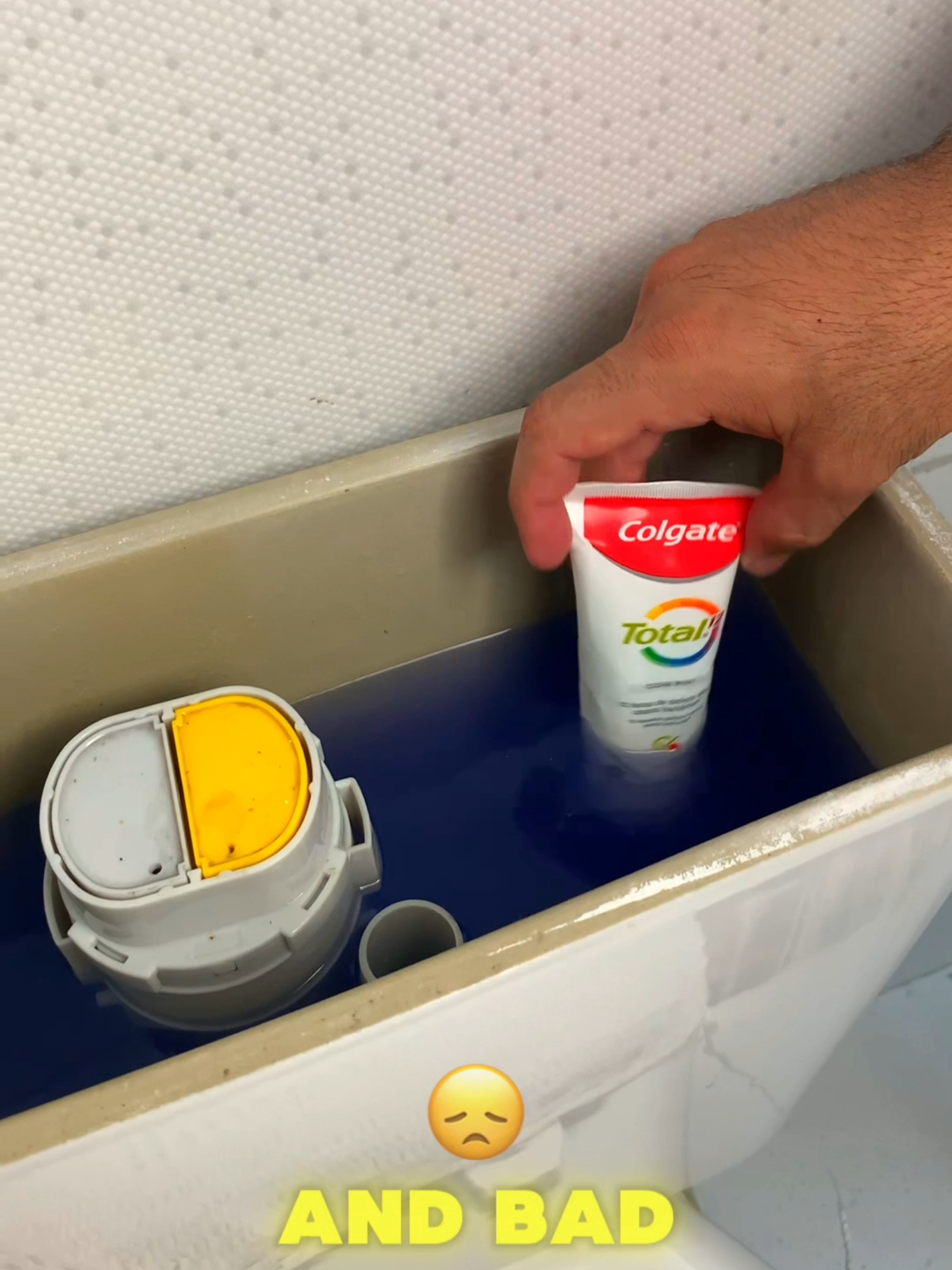 The toothpaste trick that will transform your bathroom! #fypviralシviral #fyp #fypviral  #explorer #foryoup