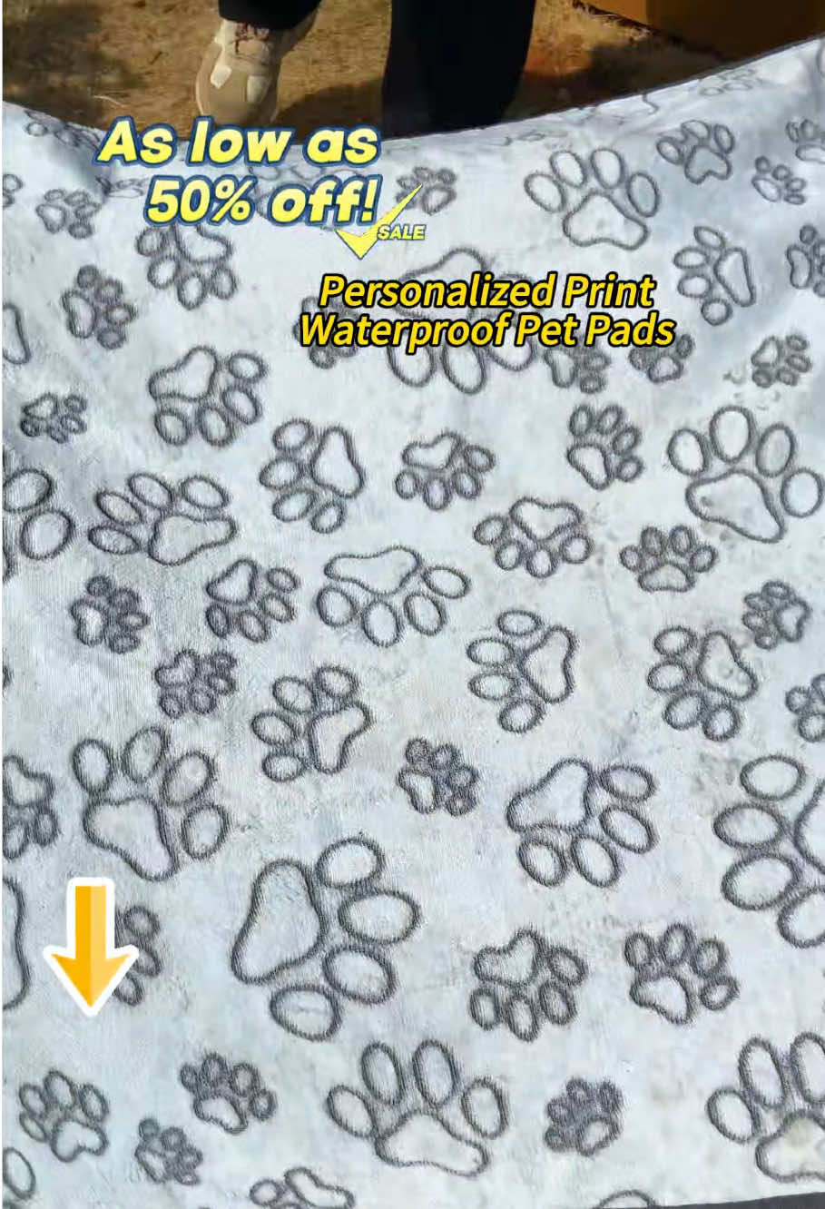 Pet Life Made Easy with This Waterproof Pad!