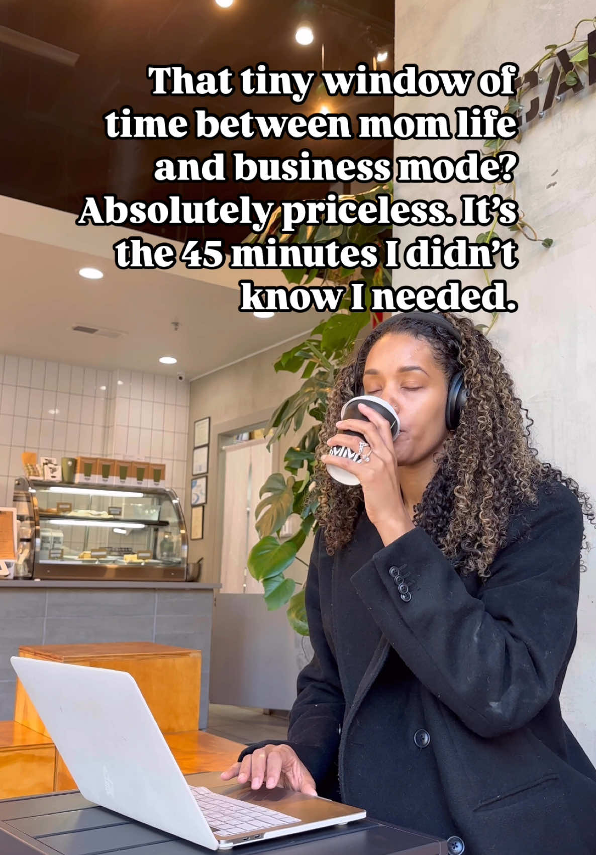 Finding balance as a #mompreneur #busymombalance #workingmomjourney #momlifehacks #entrepreneurmom #worklifebalance #newmom #selfcareformoms #womenempowerment #lifecoaching 