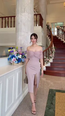มาแล้วค่ะ ใครรอ น้องอยู่  เดรสผ้าตาข่ายปาดไล่ #venicestudio #เดรสออกงานสวยๆ #ชุดออกงาน #ชุดไปงานแต่ง #เดรสพลัสไซส์ #ชุดเพื่อนเจ้าสาว #เดรสไปงานแต่ง #เดรสไปงานแต่ง #เดรสสาวอวบ #เดรสออกงาน 