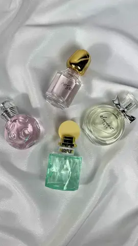 🌷Empat dalam satu set, kerana satu wangian tidak pernah cukup untuk personaliti secantik anda!💖