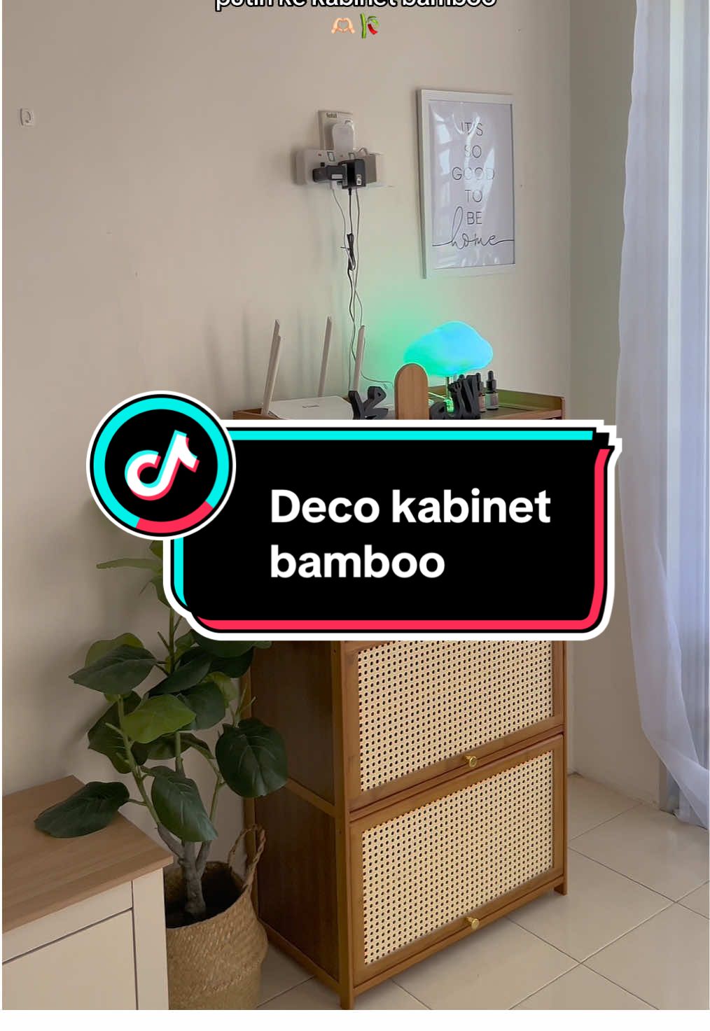 Tukar vibes ruang tamu sikit dulu minat betul dengan kabinet putih sekarang minat kabinet jenis bamboo ni pulak 😍 Kabinet bamboo beli sini 👉🏻@nursyiffaizzati 👈🏻 Cloud diffuser beli sini 👉🏻@nursyiffaizzati 👈🏻 #kabinetbamboo #bamboocabinet #dekorasirumah #decorumah 