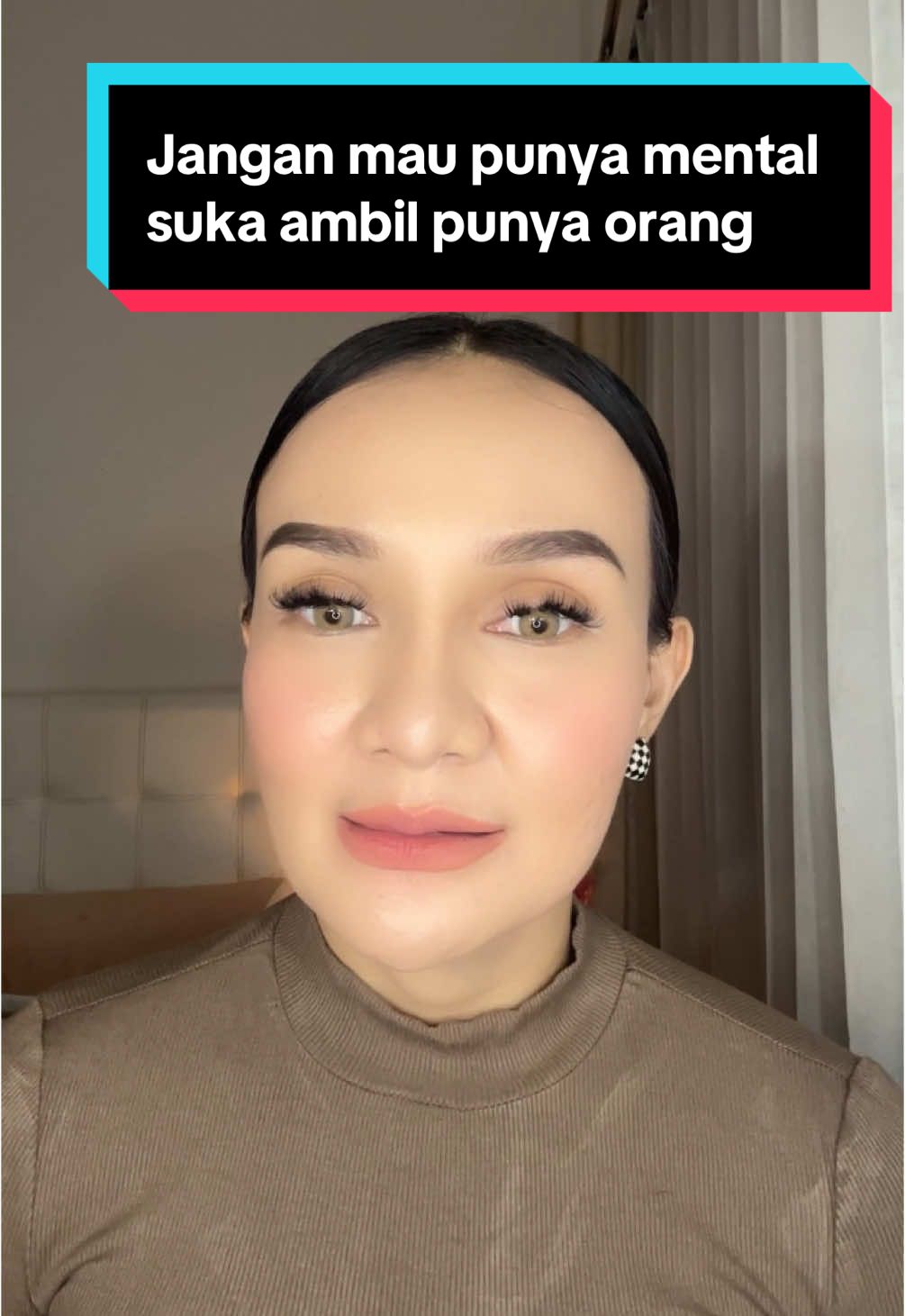 Jangan mau punya mental suka ngambil punya orang ya, bestie,apalagi ngerusak punya orang 🥂🥂