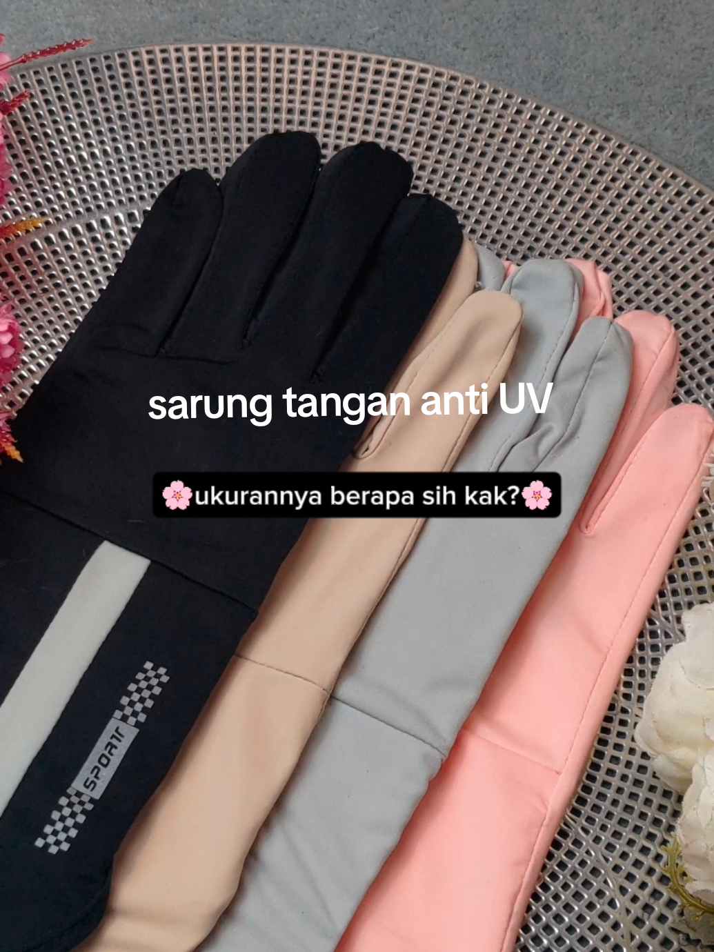 sarung tangan anti UV ukuran 28x8 cm bahan halus lembut tidak gerah anti slip #sarungtangan #sarungtanganantiuv #antislip #touchscreen #sarungtanganmotor sarung tangan motor  sarung tangan anti UV  sarung tangan anti slip  sarung tangan wanita 