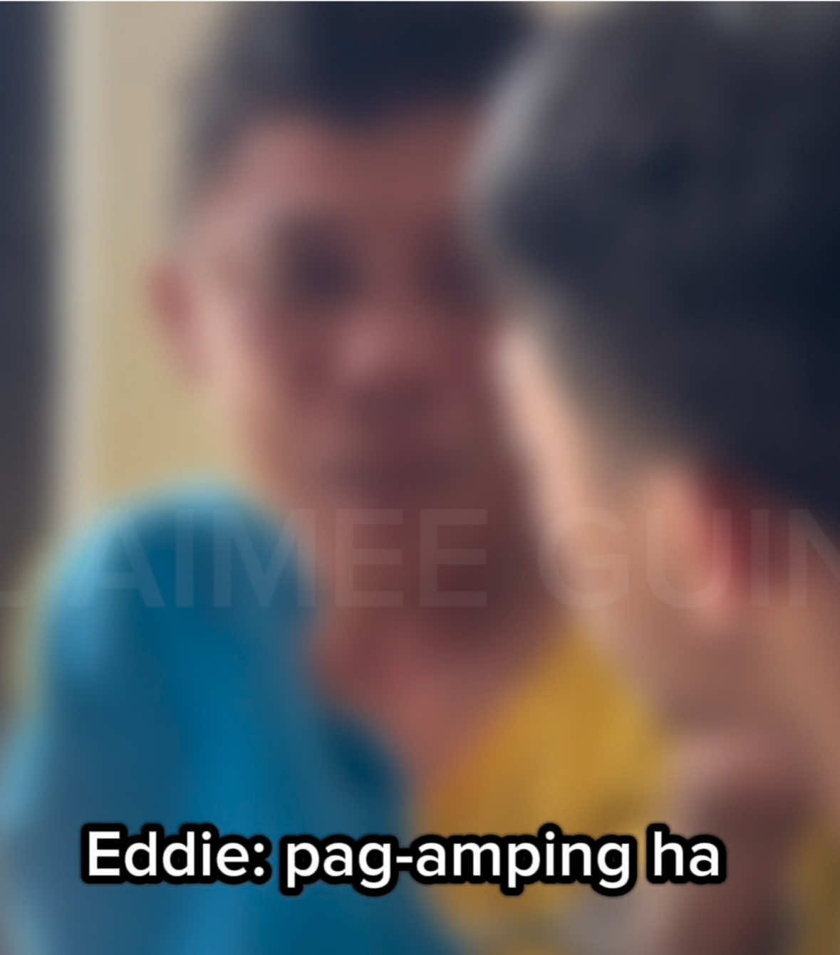 SUSPEK SA PAGD*NGG*B SA SEKYU EMOSYUNAL SA PAGDUAW SA IYAHANG ANAK  Naghilak nga nangayo'g pasaylo si Eddie ngadto sa iyahang kinamaguwangang anak nga niduaw kaniya sa Toril Police Station diin kini siya na-detain.  Gitugonan usab niya kini nga dili pasagdan ang iyahang manghod ug magpadayon ang duha sa pag-eskwela samtang siya napriso sa pagdunggab sa security guard nga kauban sa trabaho sa iyahang asawa niadtong Enero 21,2025 sa Purok 4, Lubogan, Toril ning syudad sa Davao. Napasang-at na ngadto sa piskalya ang kasong frustrated murder batok sa suspek kagahapong adlawa, Enero 22,2025 adlawng Miyerkules.  Developing Story |  SUSPEK SA PAGDUNGGAB SA SEKYU EMOSYUNAL SA PAGDUAW SA IYAHANG ANAK  Naghilak nga nangayo'g pasaylo si Eddie ngadto sa iyahang kinamaguwangang anak nga niduaw kaniya sa Toril Police Station diin kini siya na-detain.  Gitugonan usab niya kini nga dili pasagdan ang iyahang manghod ug magpadayon ang duha sa pag-eskwela samtang siya napriso sa pagdunggab sa security guard nga kauban sa trabaho sa iyahang asawa niadtong Enero 21,2025 sa Purok 4, Lubogan, Toril ning syudad sa Davao. Napasang-at na ngadto sa piskalya ang kasong frustrated murder batok sa suspek kagahapong adlawa, Enero 22,2025 adlawng Miyerkules.  Samtang, naguol ug nabalaka usab karon ang duha ka mga anak kay wala na usab niuli sa ilahang panimalay ang ilahang inahan nga lady guard ug wala kini gatubag sa ilahang mga mensahe o tawag. #davaonews  #viralstories #crimestories #draybergidunggabangsekyu #securityguardinfidelity #newsupdate #balita #localnews #frustratedmurder 