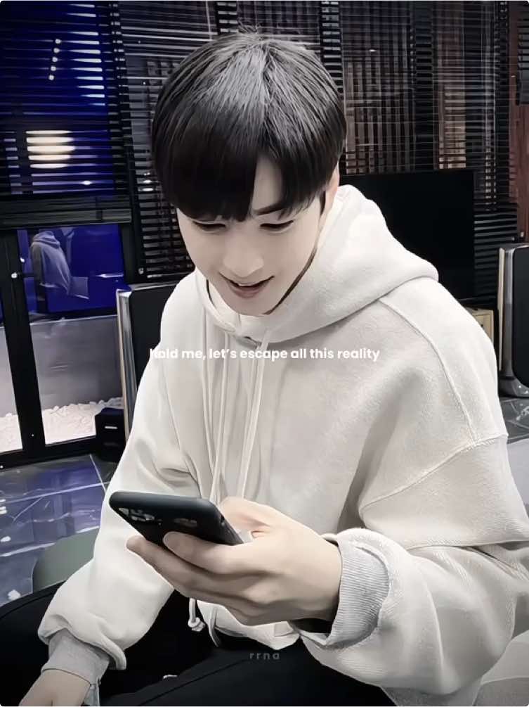 @─ ꣑ৎ laura #chaeunwoo 