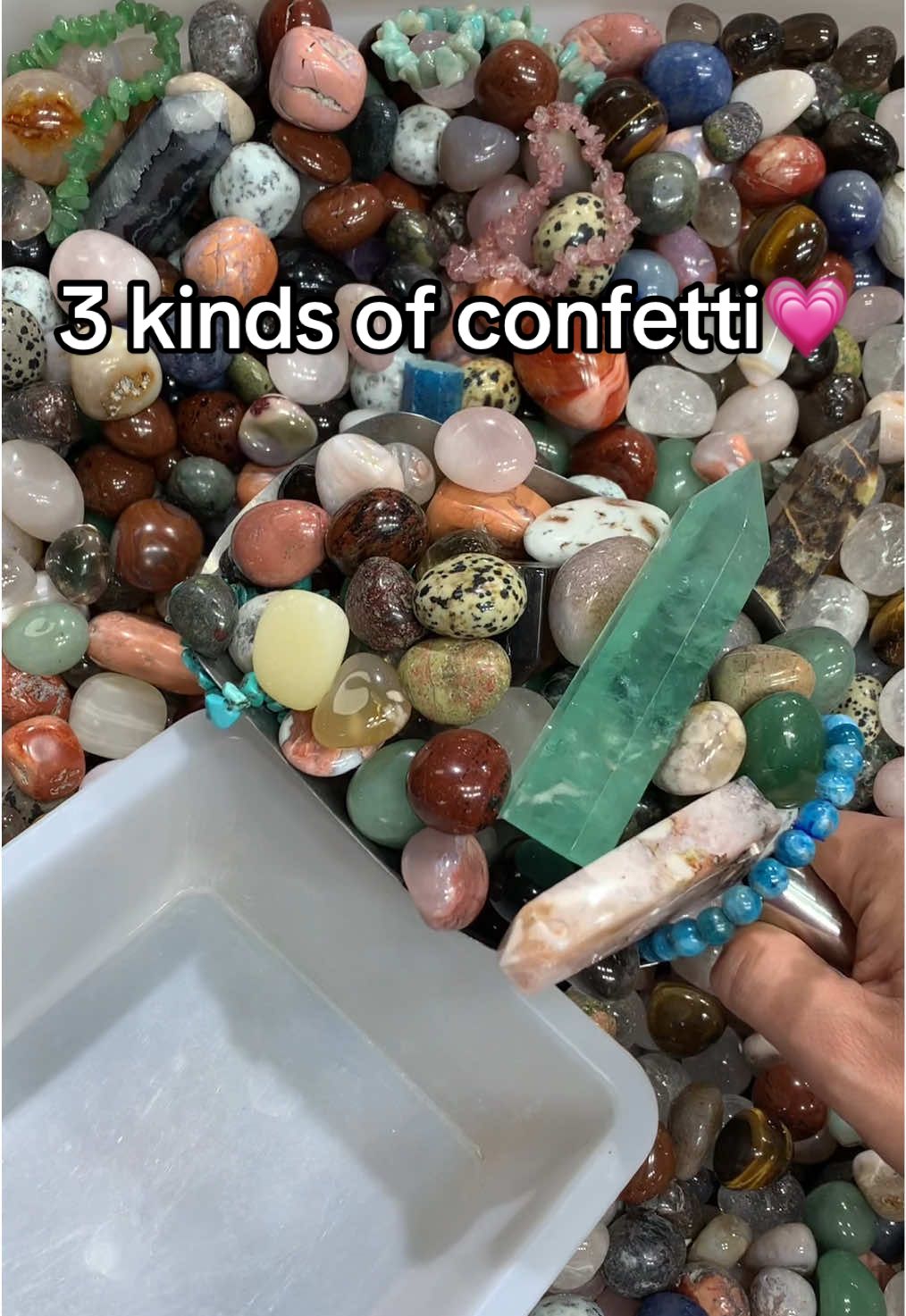 Pack 3 scoops for Kiera from the UK🇬🇧 #crystalconfetti #braceletconfetti #crystalscoop #crystalshopreview 