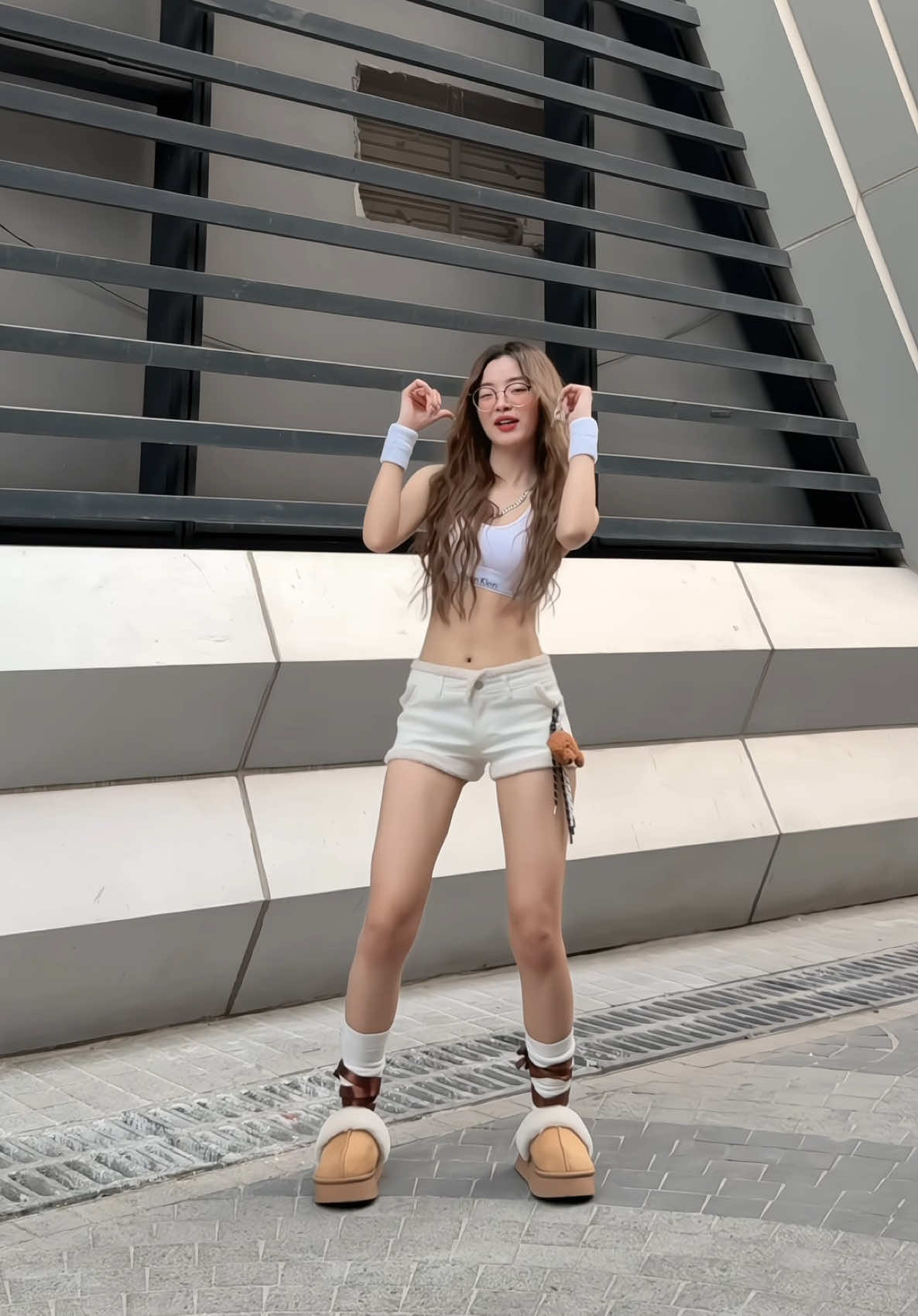 Sắp thành người bánh chưng rồi dc:@Loy  #lyynzyy #xuhuongtiktok #dancetiktok 