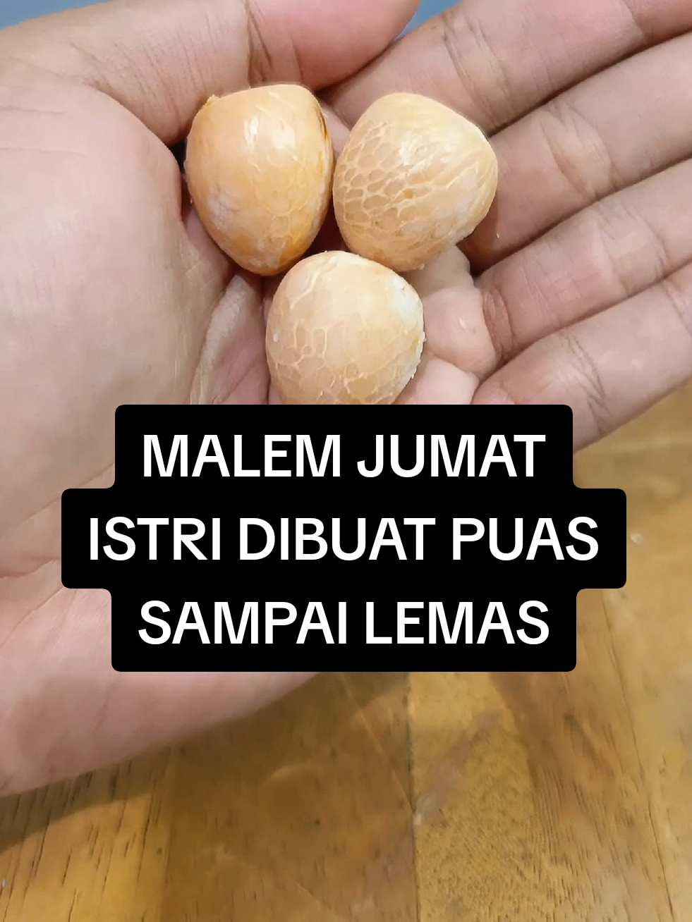 Istri dibuat lemas di malem jum'at #malemjumat #minumanherbal #ramuanherbal #buahpinang #obatkuat 