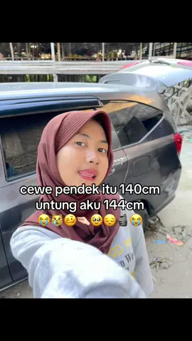 akuu lebihh tinggi darii pohon togee😝🗿#fypage #foryoupage #trend #katakata #katakatanyindir #pendek #bocil #g 