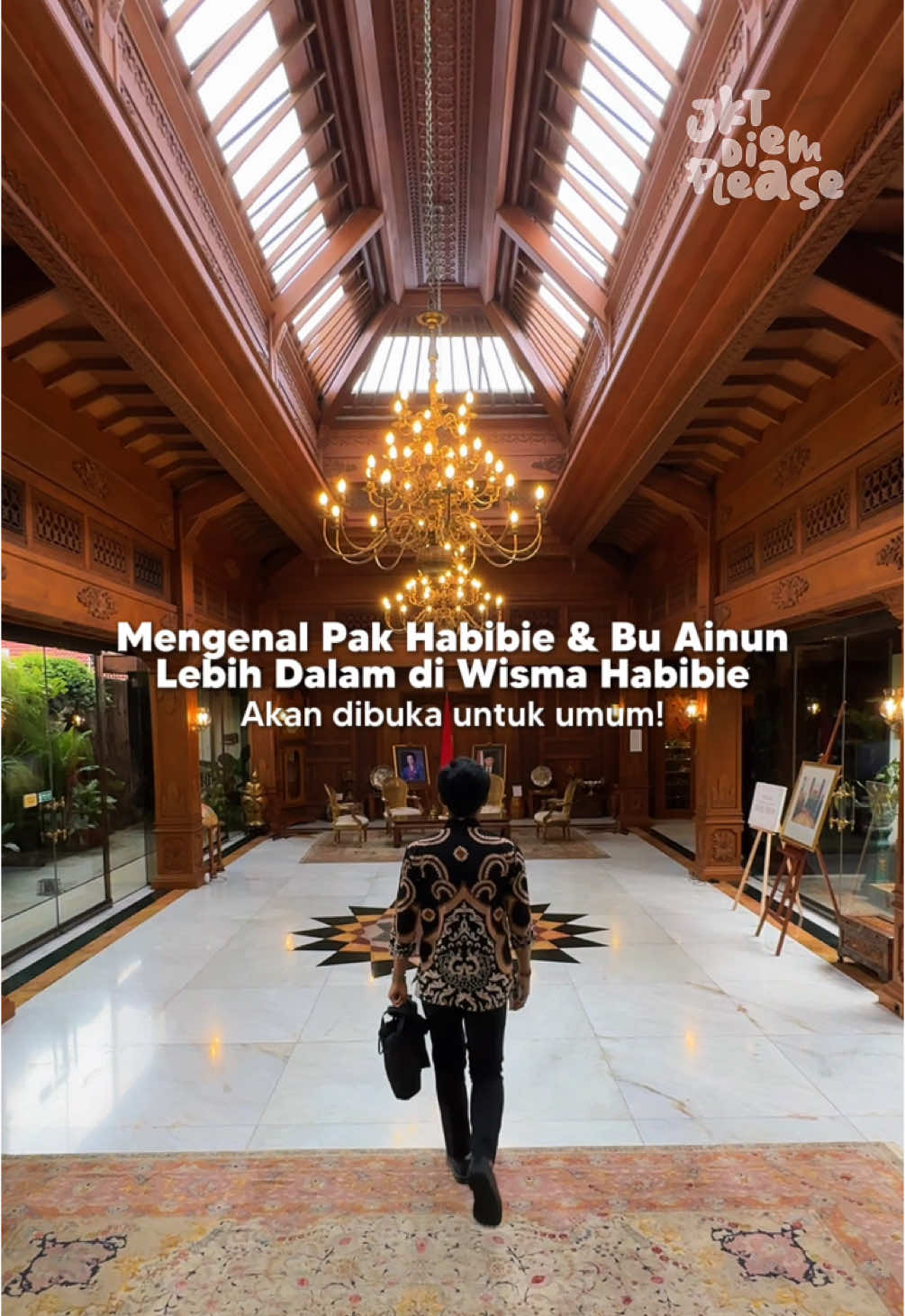 Wisma Habibie dan Ainun akan dibuka untuk public😍 Jujur, Mindi selalu dibuat terpukau sama semua sudut rumahnya, bener2 cantik dan historical banget! Banyak banget ilmu dan pengalaman yang bisa didapetin🤩 Kalian yang penasaran masuk ke Wisma Habibie dan Ainun bisa tonton sampai habis ya video ini, atau cek langsung IG nya ya di @wismahabibieainun !  #jktdiemplease #placetogojkt #wismahabibieainun #habibieainun #exhibitionjakarta #pameranjakarta 