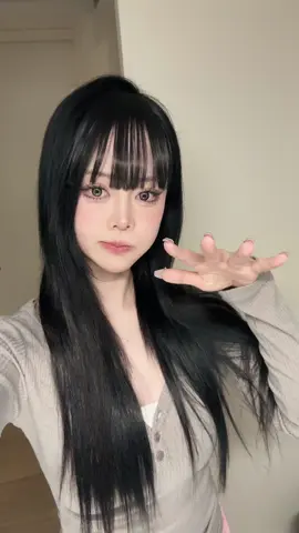 ワタクシのかわいいネイルを見よ。💋