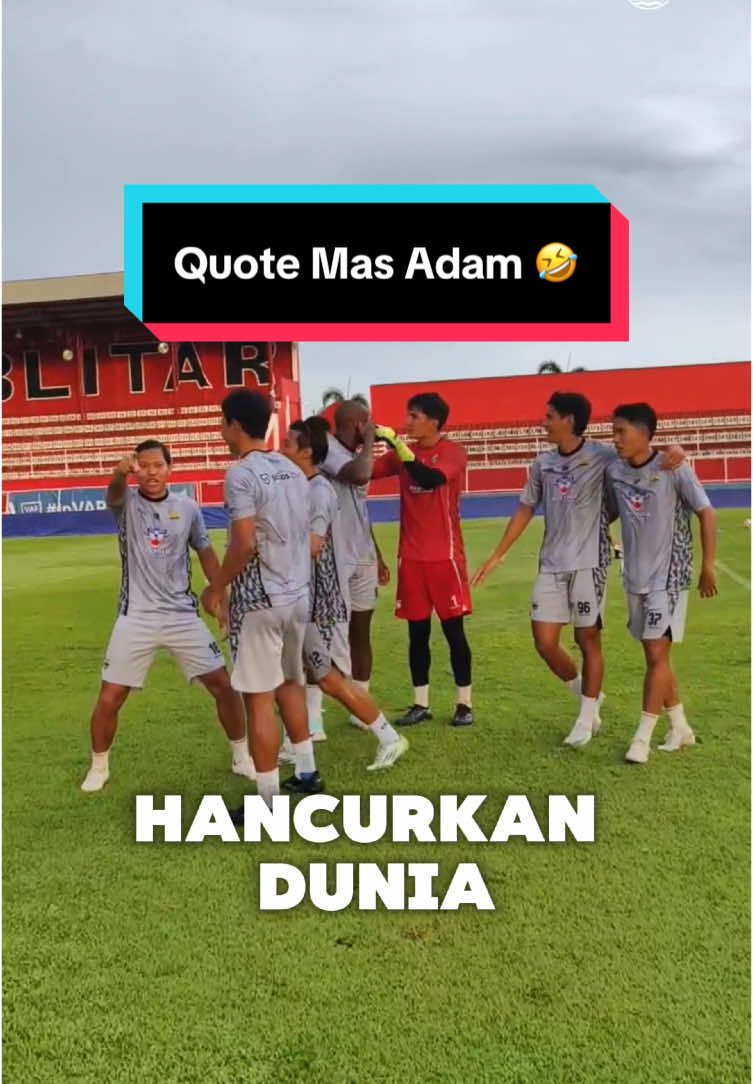 Quote of the day dari Adam 😂 #PERSIB #WeArePERSIB 