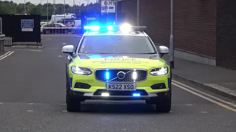 #merseysidepolice Marked (22) 2022 Plate #Volvo V90 #crosscountry, used by the #matrix RPU (#roadspolicingunit) #SCIU (Serious Collision Investigation Unit), seen here #responding out of #Edgelane police response base in #Liverpool.  #merseysidepolice #merseyside #police #uk #ukpolice #Liverpool #999 #bluelights #sirens #response #responding #thinblueline #edgelane #Volvo #V90 #VolvoV90 #crosscountry #cross #country #Matrix #RPU #roadspolicingunit #roadspolicing #policingunit #roads #policing #traffic #trafficcops #cops #car #policecar #SCIU #seriouscollisioninvestigationunit #serious #collision #investigation #seriouscollisioninvestigation #seriouscollision #collisioninvestigation #seriousinvestigation #OCC #operationalcommandcentre #ukpolicing #policebase #dowell #blowup #viral #fyp #foryou #foryoupage #tiktok #2025 #tiktok2025 