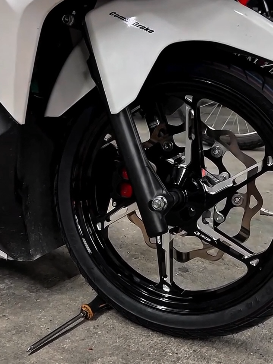 gasken bosku  RCB CT 600. mumpung warna masih komplit 🔥🔥🔥. #rcb #velgrcb #velgrcbct600 #rcbct600 #vario #vario #vario125 #vario150 #varionistyindonesia #vario125new #vario125old #varioled #varionew125 #varionew150 #cuantanpabatas #wibgajian 