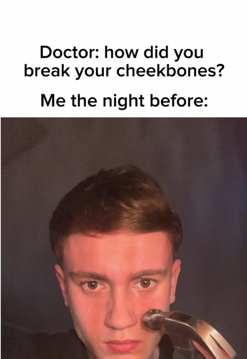 Does bonesmashing work?👇🏻 Disclaimer I do not recommend it to anyone and is not part of my routine.  #bonesmashing #looksmaxing #looksmax #meme #fyp #GlowUp #jawline #cheekbones #chad 