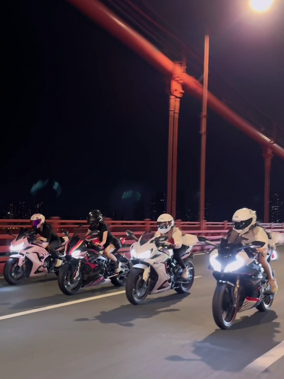 If no one accompanies you on a romantic journey, then let the motorcycle take you on a journey with the wind #motorcycle #bikergirl #fypツ #foryou 