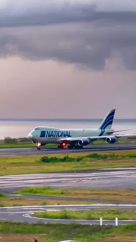National in 🇷🇪 #B747 #747 #747lovers #avgeek #FMEE #aviationlovers #Reunionisland #Rain #ForYou #Fyp 
