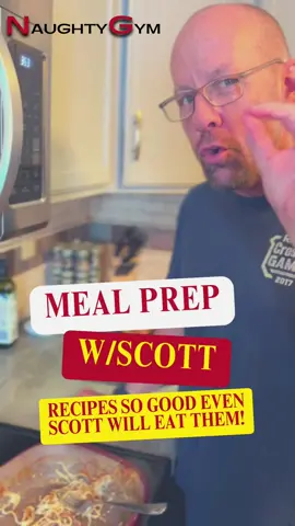 🚨 Big news! Scott has officially committed to doing his own meal prep in 2025.  If you know @sgshir , you KNOW he’s a picky eater.  But don’t worry—we’ll be sharing recipes that are so easy to make, healthy, and delicious that even Scott can crush it in the kitchen. Stay tuned for more! 💡 Nutrition Breakdown (per serving): 📊 499 Calories | 10g Fat | 57g Carbs | 45g Protein | 8g Fiber  Ingredients (makes 6 servings): • 1 lb 97/3 Extra Lean Ground Beef • 24 oz jar Pasta Sauce • 16 oz Low Fat Cottage Cheese • 15 oz Barilla Protein+ Spaghetti • 1/2 cup Fat-Free Fairlife Milk • 1/2 cup Reduced-Fat Shredded Mexican Cheese • 1/2 cup Grated Parmesan Cheese • 4 Garlic Cloves, minced •1 packet Taco Seasoning • Salt & Pepper to taste Credit for this recipe goes to @Zach Coen, RD/LN   Save this post for your next meal prep! Follow for more recipes that are good for your macros and your wallet. Tag a friend who would love this!  *If you have a healthy, yummy, macro-friendly recipe you want Scott to try, send us the recipe and we will try it! #mealprep #MacroFriendly #naughtygym #Fitness #zachcoen #healthyfood #yummy #yummyyummy #macros #mealprepping #mealprepideas 