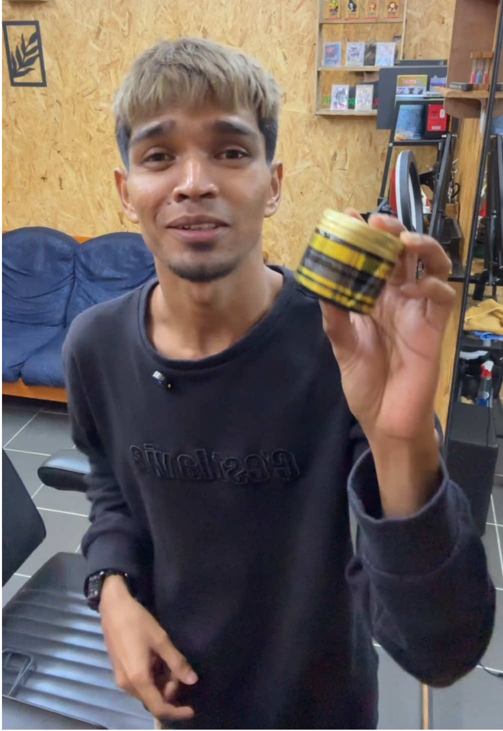 Replying to @꧁☄₤₳₦₦☄꧂ VRival Clay Pomade 