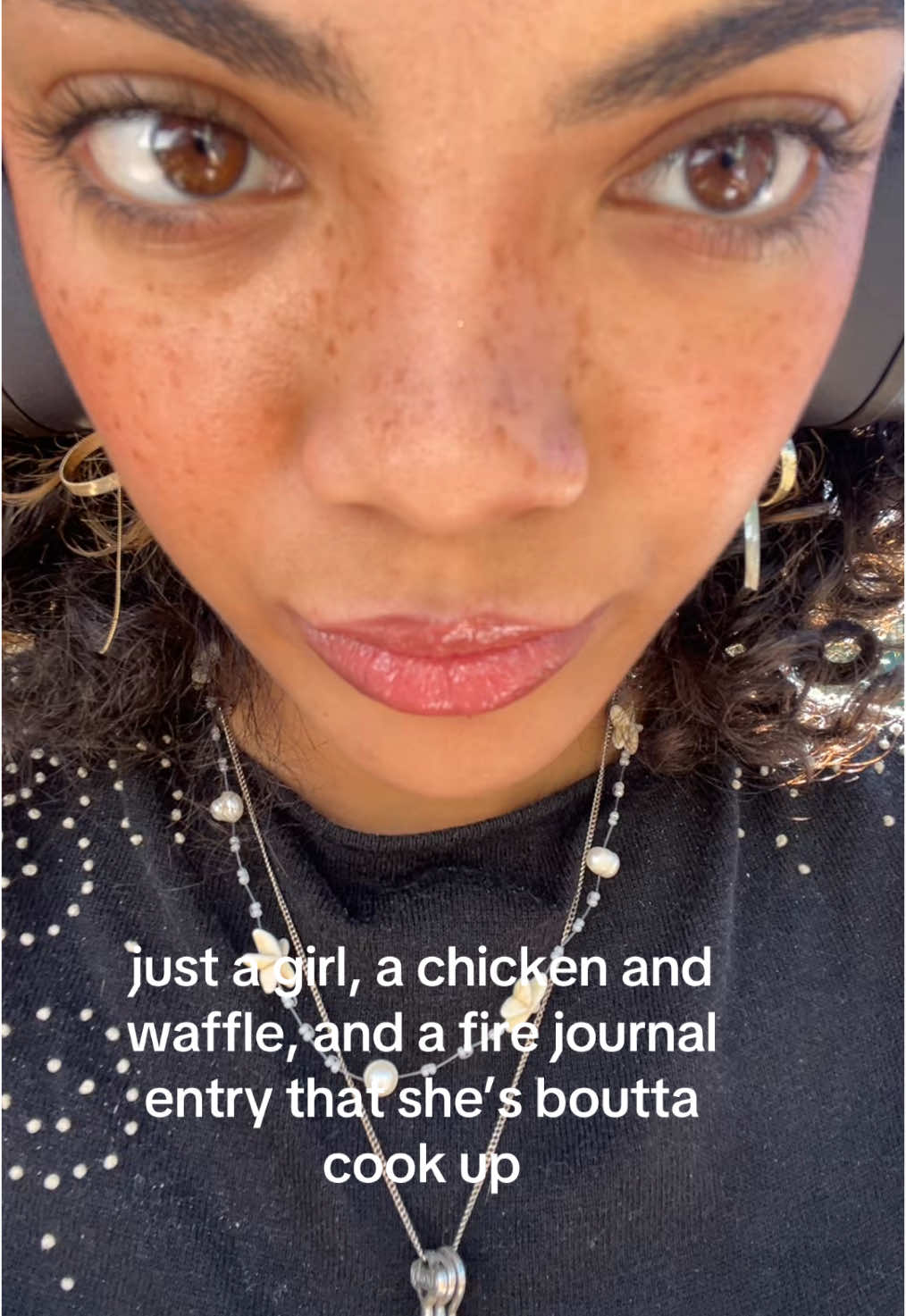 this is my favorite chicken and waffle on earth #fyp 