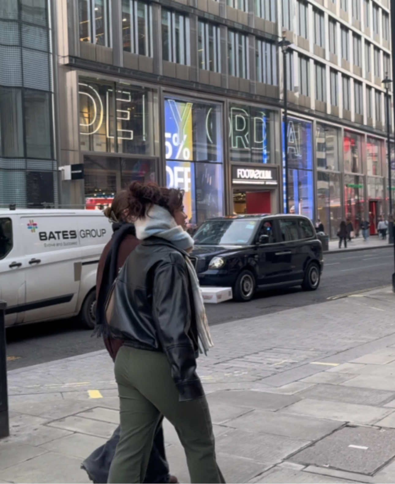 London Streets 🇬🇧 Oxford Street 