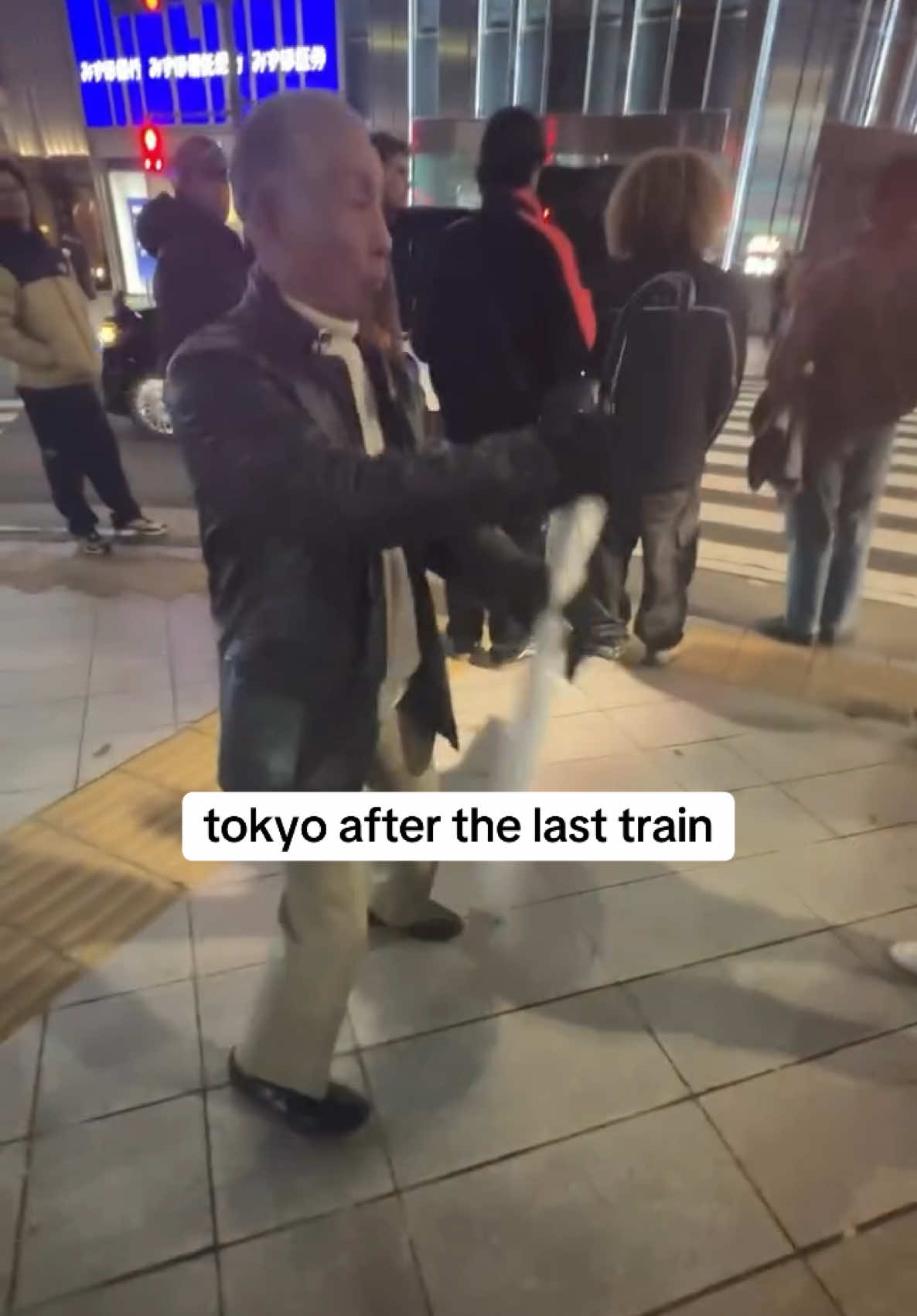 Tokyo is crazy 😨😂 Follow us for the best japan content! #tokyo 