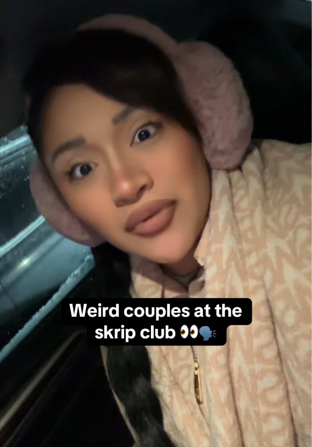 Weird couples at the skrip club 👀 #skripper #skrippertok #strippatok #striptok #clublife #stripper #dayinmylife #dayinmylifevlog #venting #weirdcouples #fy #fyp #foryourpage #lol #whatareyoudoinghere 