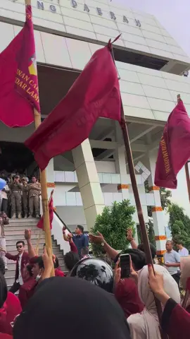 Aksi Bela Petani Singkong  DPD IMM LAMPUNG ❤🖤 #demo #viralvideo #immlampung #IMM #Rakyat #dpr #lampung #dprri @anggiperdana17 