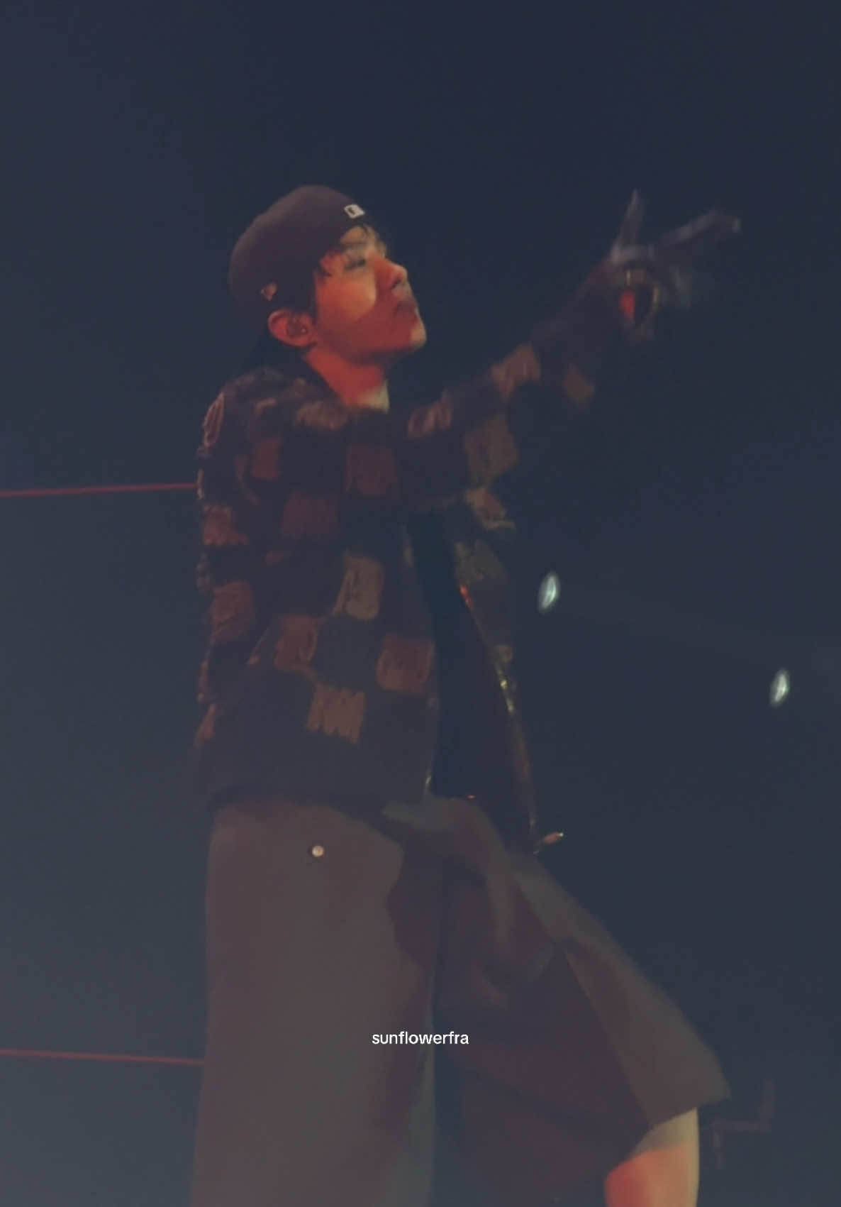 after years and years you finally saw your favorite person live on stage <3 #bts #btsarmy #bangtan #hoseok #hobi #jhope #jhopebts @hobipower 