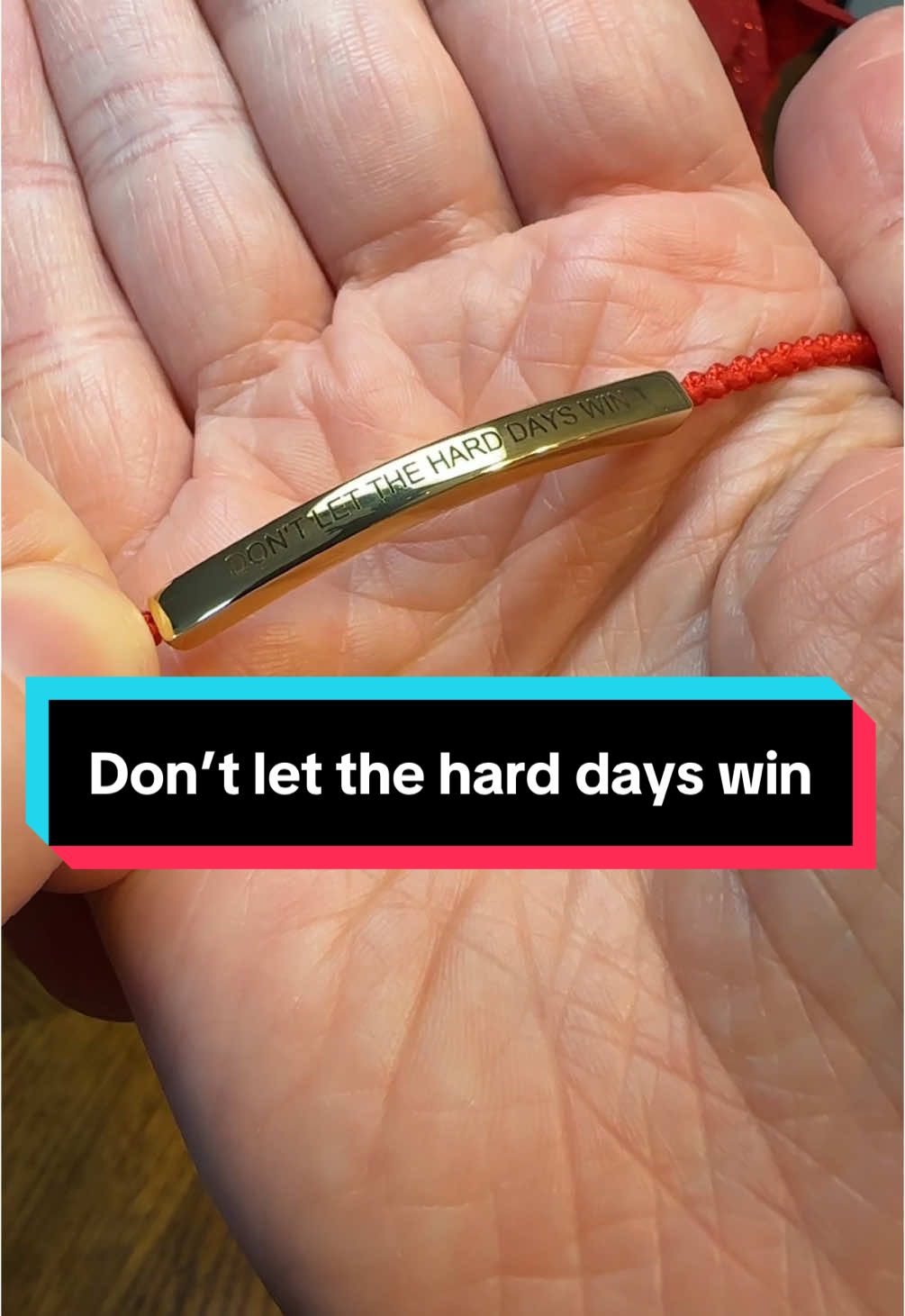 A beautiful reminder; don’t let the hard days win ❤️ Click the link above to get yours!#bracelet #gift #inspiration #mintandlily 