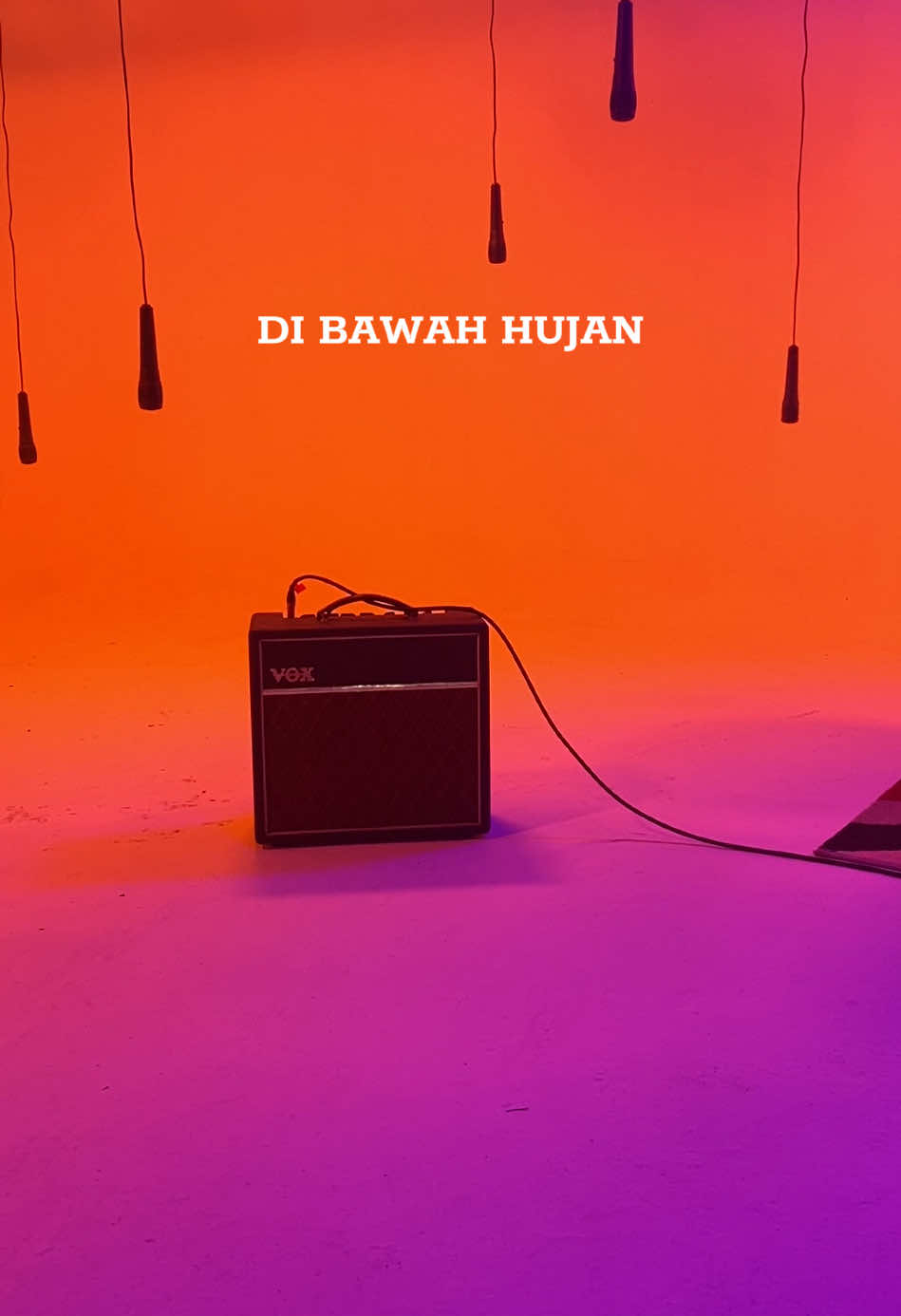 Di Bawah Hujan. Single terbaru The Rain di awal 2025. Jabat erat! #dibawahhujan #therain 