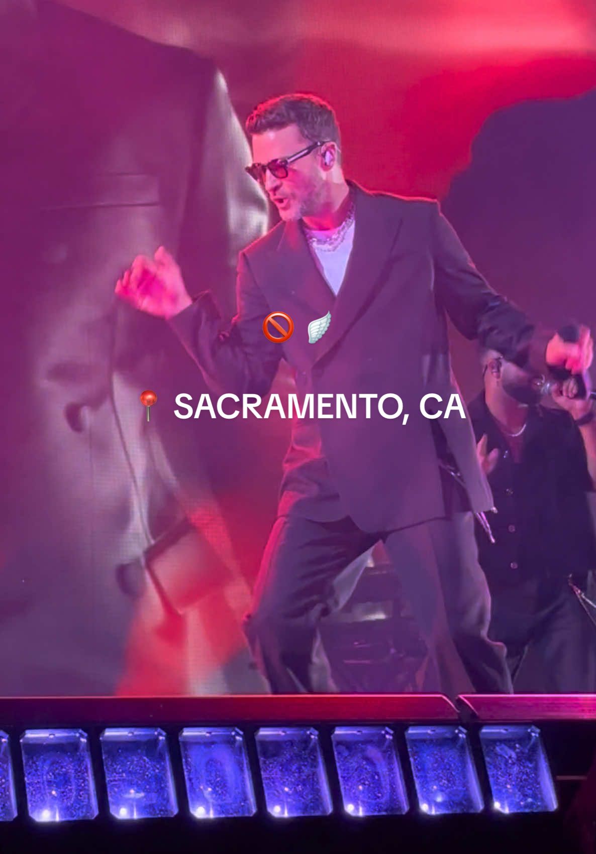 Tooo Easy Baby…..  @Justin Timberlake  I can’t believe it’s been a week already  #justintimberlake #forgettomorrowtour #forgettomorrowworldtour #noangels #sacramento #concerts #concertlife 