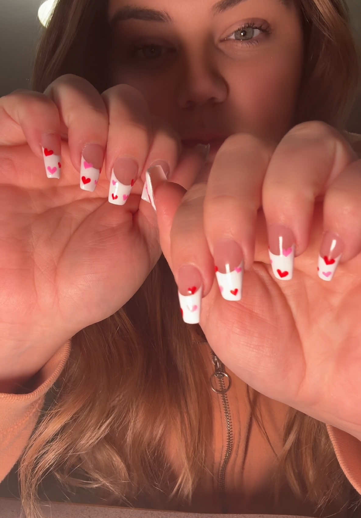 Valentine’s Day nails🥰🩷 #nails #fyp #nail #nailart #nailtok #nailsartvideos #nailtransition #transition #fypシ #nailinspiration #viralvideo #february #ValentinesDay #naildesigns #acrylicnails #nailinspos #nailtrends #nailtrend #fypシ゚viral #xyzbca #washington 