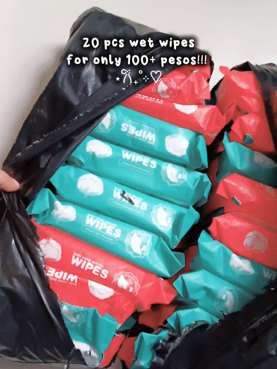 20 pcs wet wipes for only 100+ pesos!!! Super sulit!!! Bili kana rin! 🥰 #wetwipes #tiktokfinds #fyp 