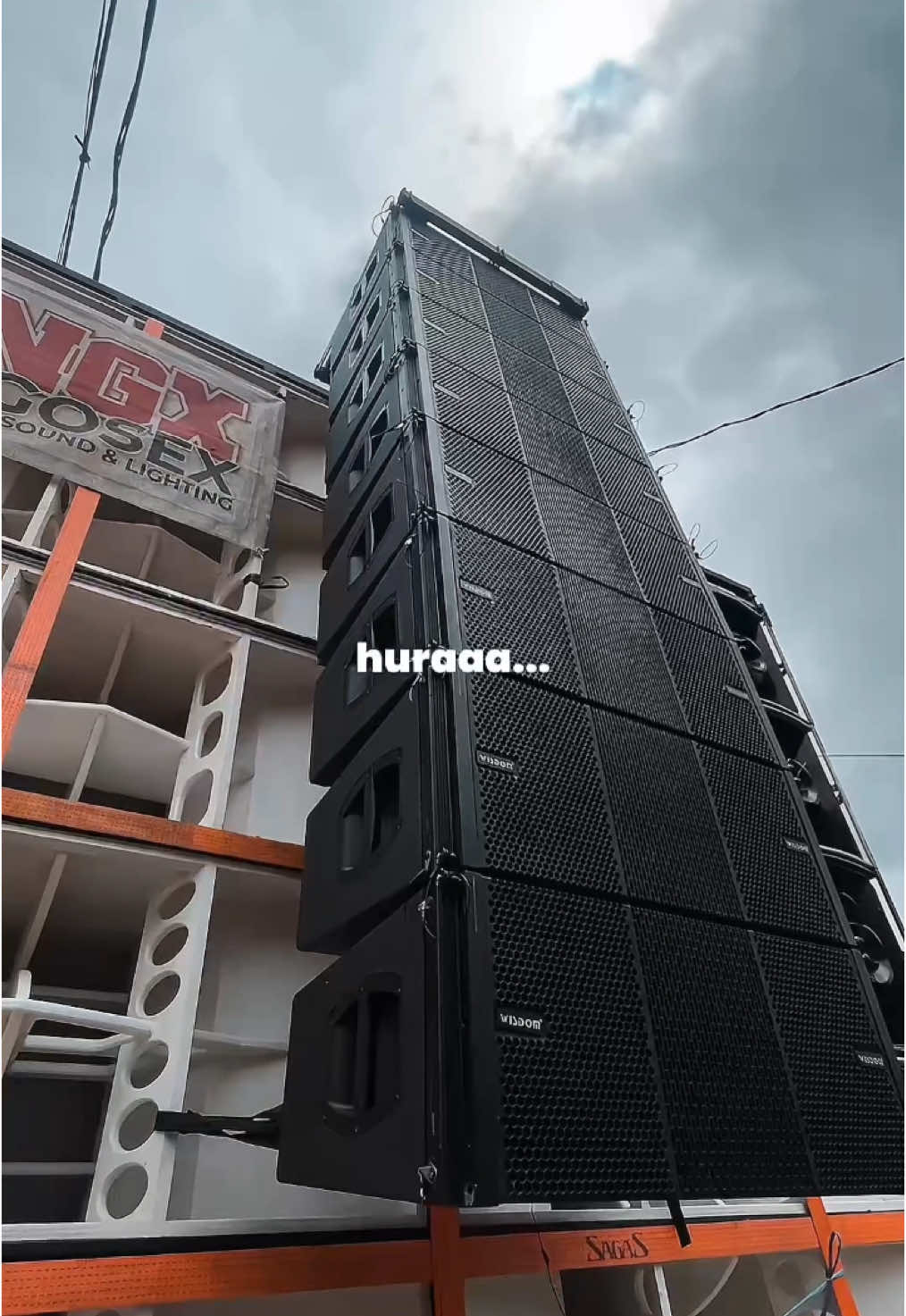 #CapCut Huraaa... #malang #checksound #soundsystem #soundsystemmalang #bangsay #pulipulchannel #nandaaudiojember #hura #karnaval #karnavalsoundsystem 