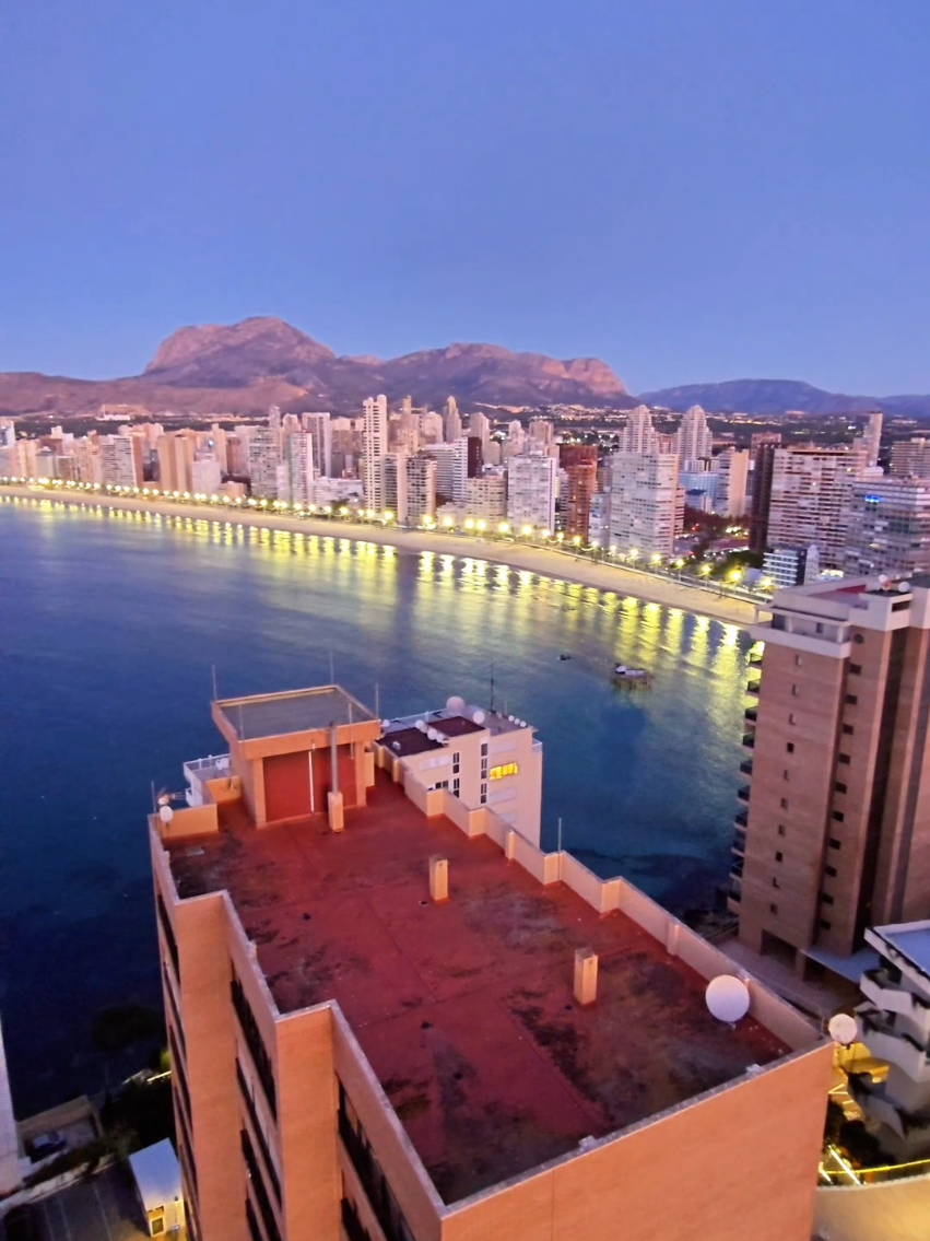 #benidorm #spain #beautiful #beautifuldestinations #españa #beautifulview #beach #playa #fyp 