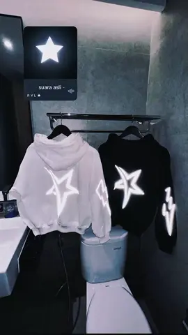 auto NR ini mah🤩#hoodie #fyp #rekomendasi #outfit #outfitcowok #ootdfashion #hoodienyala #CapCut 