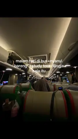 Ga bisa move onee😖#fypシ #xyzbca #overlaylirik #liriklagu #foryoupage #katakata #studytour 