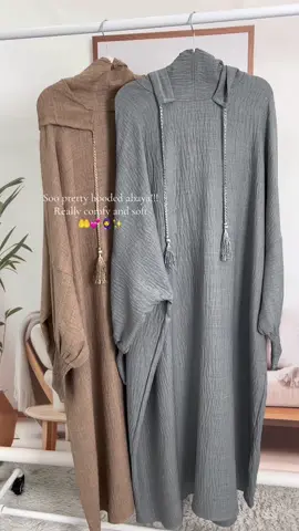 #abaya #batwingabaya#hoodedabaya #comfydress #abayastyle #abayafashion #muslim #muslimclothing #tiktokmademebuyit #tiktokshoploveatfirstfind #spotlightfinds #newyear #2025