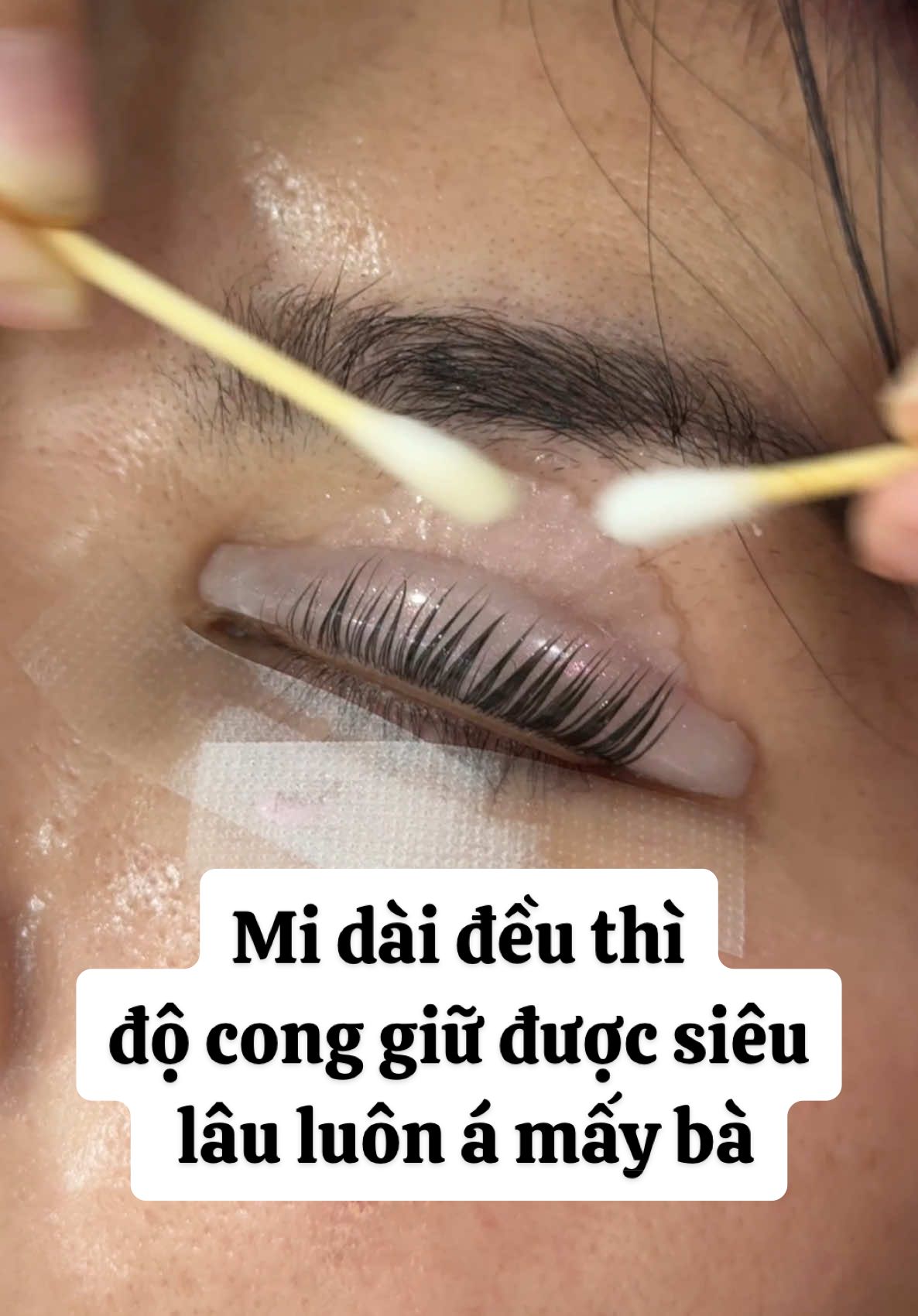 Uốn mi phủ collagen chuẩn Hàn của mấy bà nè 😚 #sumieyelashbeauty #chuyenuonmisaigon #uonmisieucong #uonmihcm #dayuonmi #daotaohocvienuonmi #uonmihanquoc 