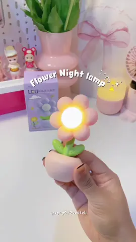Buat perintilan kamar❣️ Flower night lamp💓✨ #led #flowernightlamp #lamputidur #lampu #perintilankamar #perintilanmeja #wib #payday 