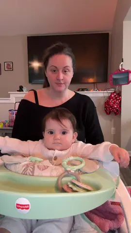 Ol big headed butt 😂 Obsessed with this baby trend 🤭 #creatorsearchinsights #trendingbabytiktok #babytok #momtok #MomsofTikTok #babiesoftiktok #fyp #foryoupage 