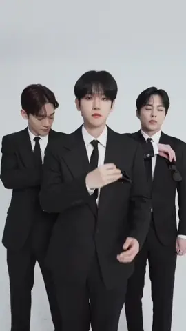 CBX MEN IN BLACK CONCEPT FITS THEM SO MUCH 🔥🔥🔥 #EXO_CBX #ChenBaekXi #CHEN #BAEKHYUN #XIUMIN #exochen #exobaekhyun #exoxiumin #kimjongdae #byunbaekhyun #kimminseok #exo #EXO #weareoneexo #weareoneEXO #weareoneexosaranghaja #weareoneexol #weareoneexo사랑하자 #inb100 