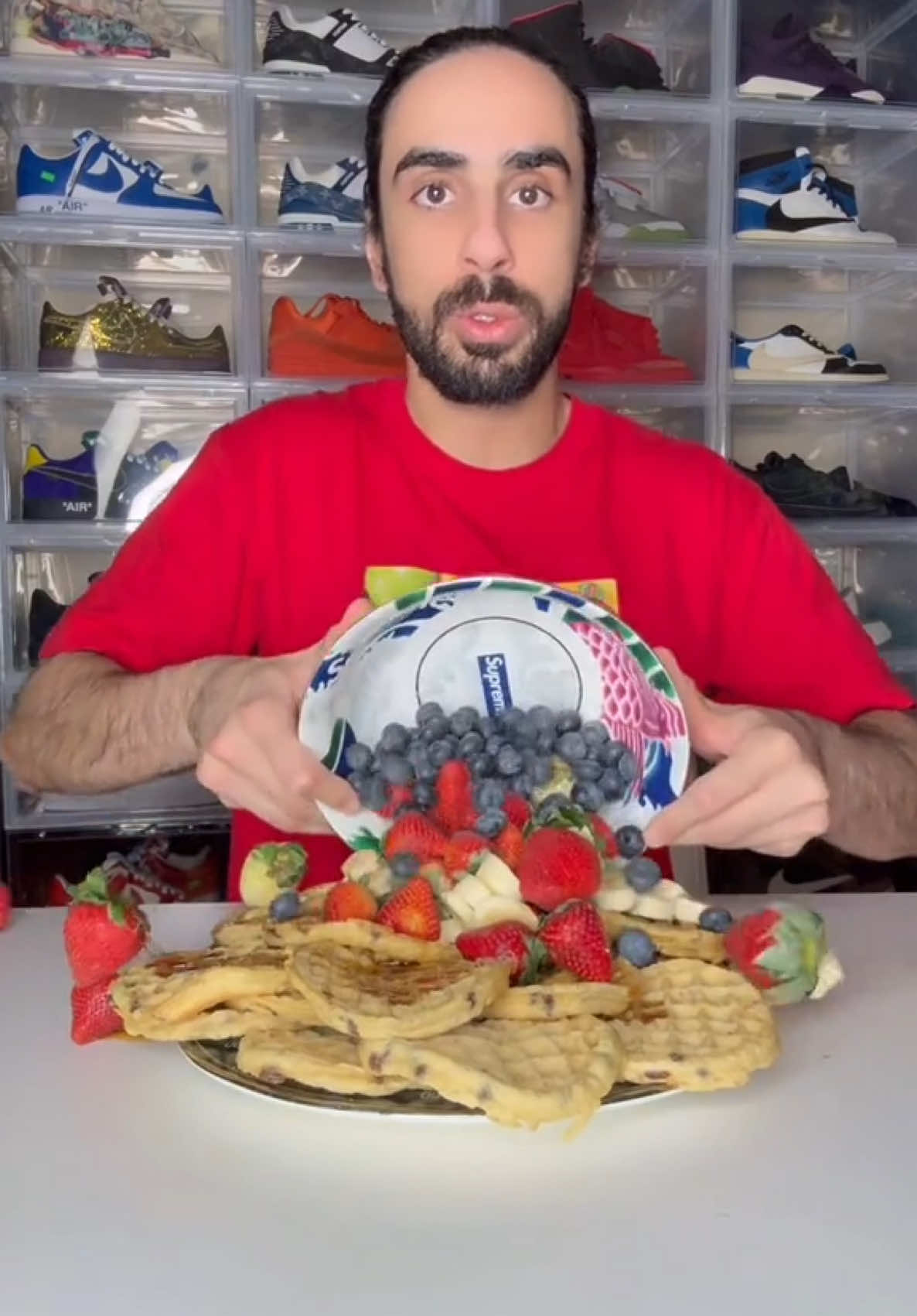 Don’t waste food 🧇 Always keep it So Halal Mode 😃👍 #baderalsafar #dontwaste #food #asmr #eating #mukbang #satisfying #foryou #fyp #foryoupage 