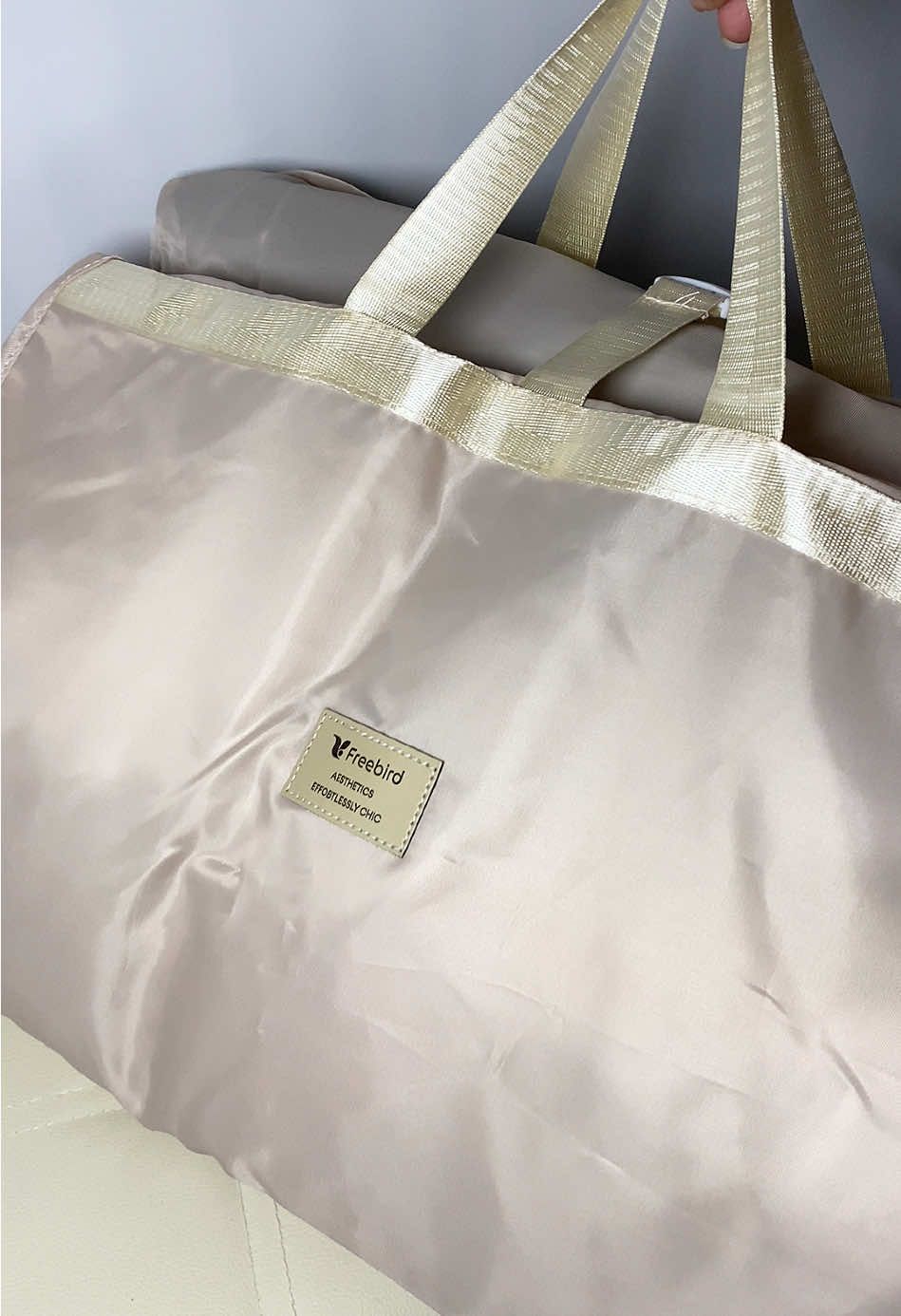 7 in 1 Hangable Travel Strorage for 20 Inch Suitcase 👜🛒🤍✨ Get yours now for your next travel!!!✈️ #storagebag #luggagebag #freebird #freebirdluggage #travelbag 