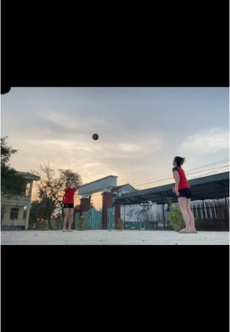 nhẹ nhàng chút🏐#xh #xuhuong #bongchuyen 