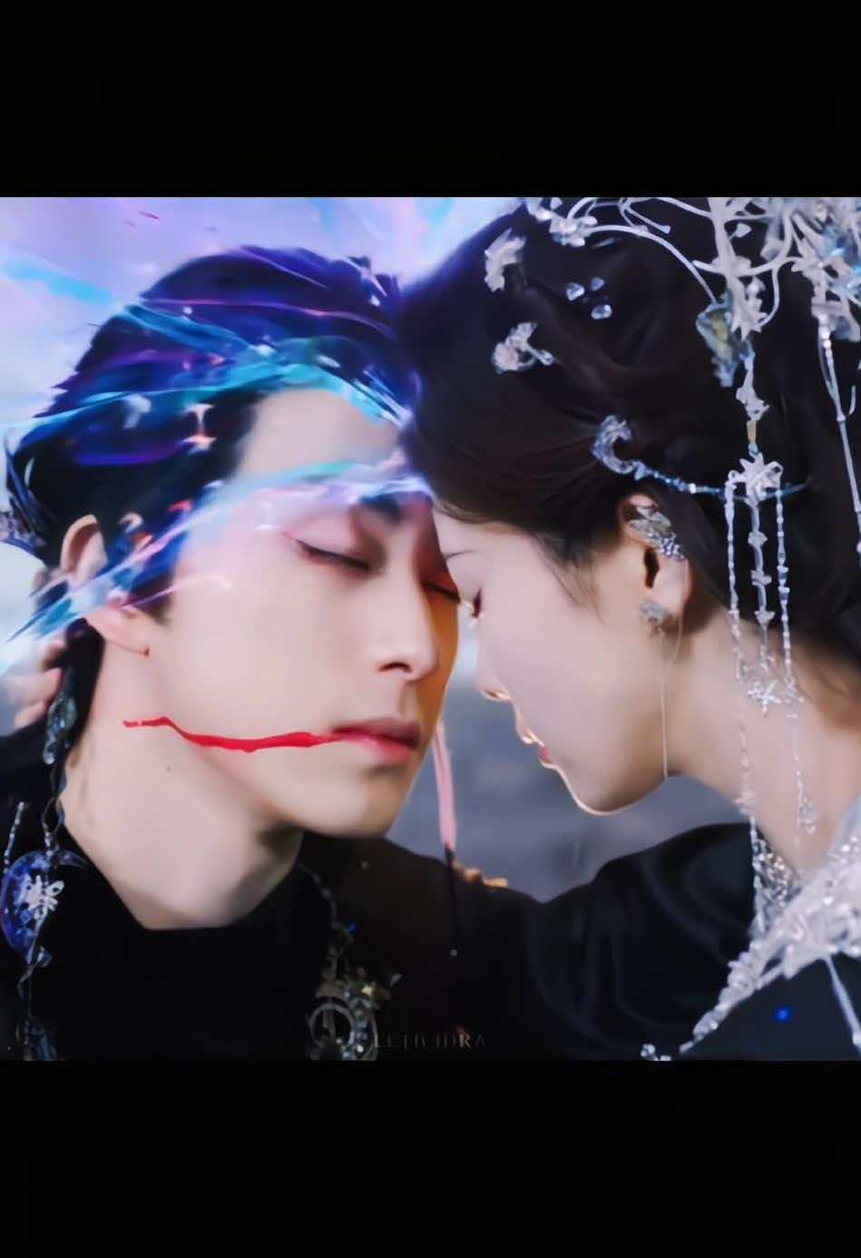 They were not allowed to love each other in their past lives. #moonlightmystique #cdrama #aoruipeng #bailu 