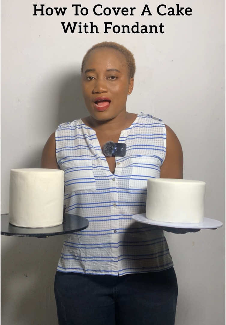 How To Cover Your Cake With Fondant Icing. Towel method Part 1 . #fondanticing #fondant