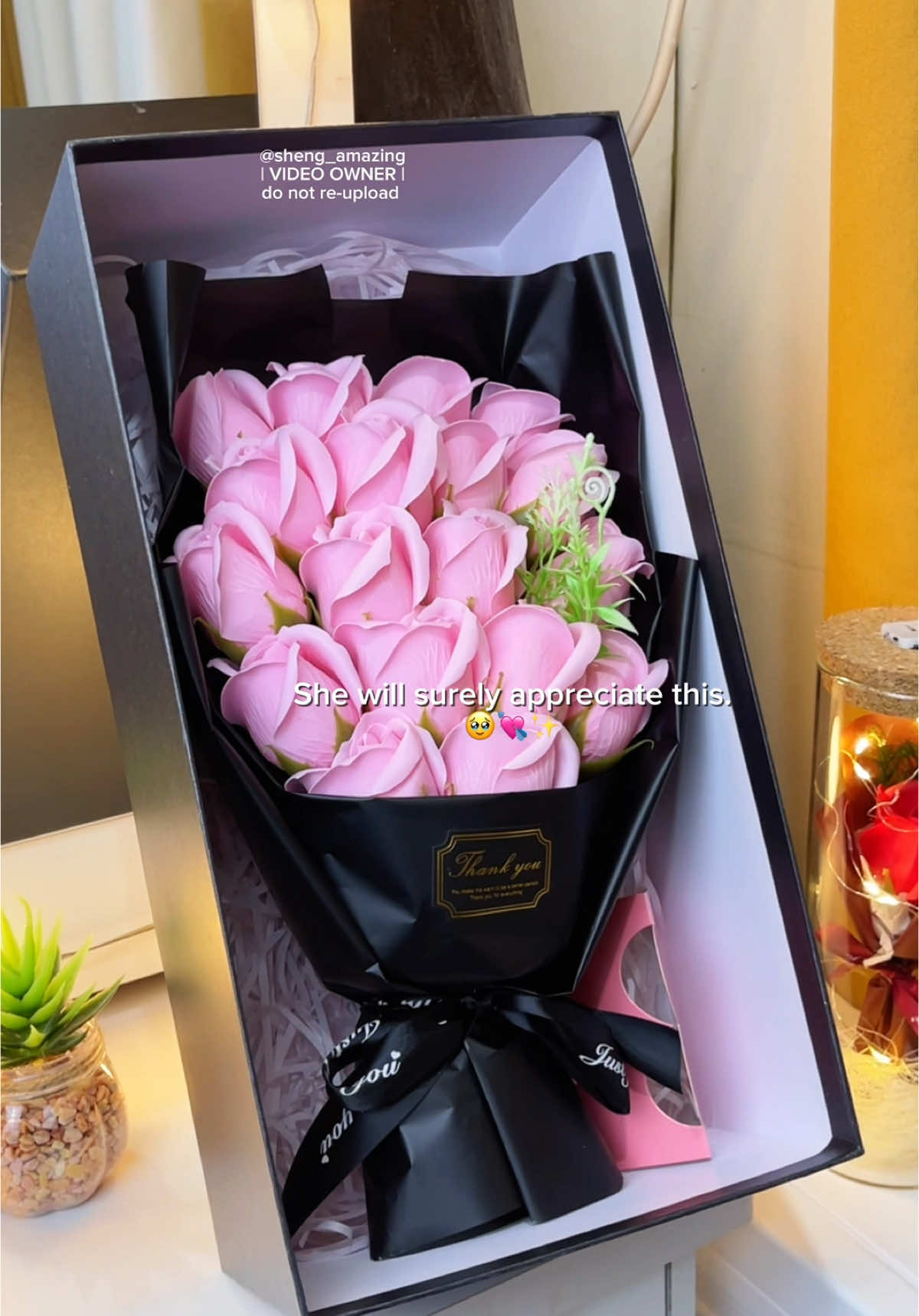 POV: Imagine receiving this as a gift on Valentine's or on your anniversary. 🥹💘✨ #valentinesdaygift #giftforher #flowers #anniversarygift #couple #trending #giftideas #fyppppppppppppppppppppppp 